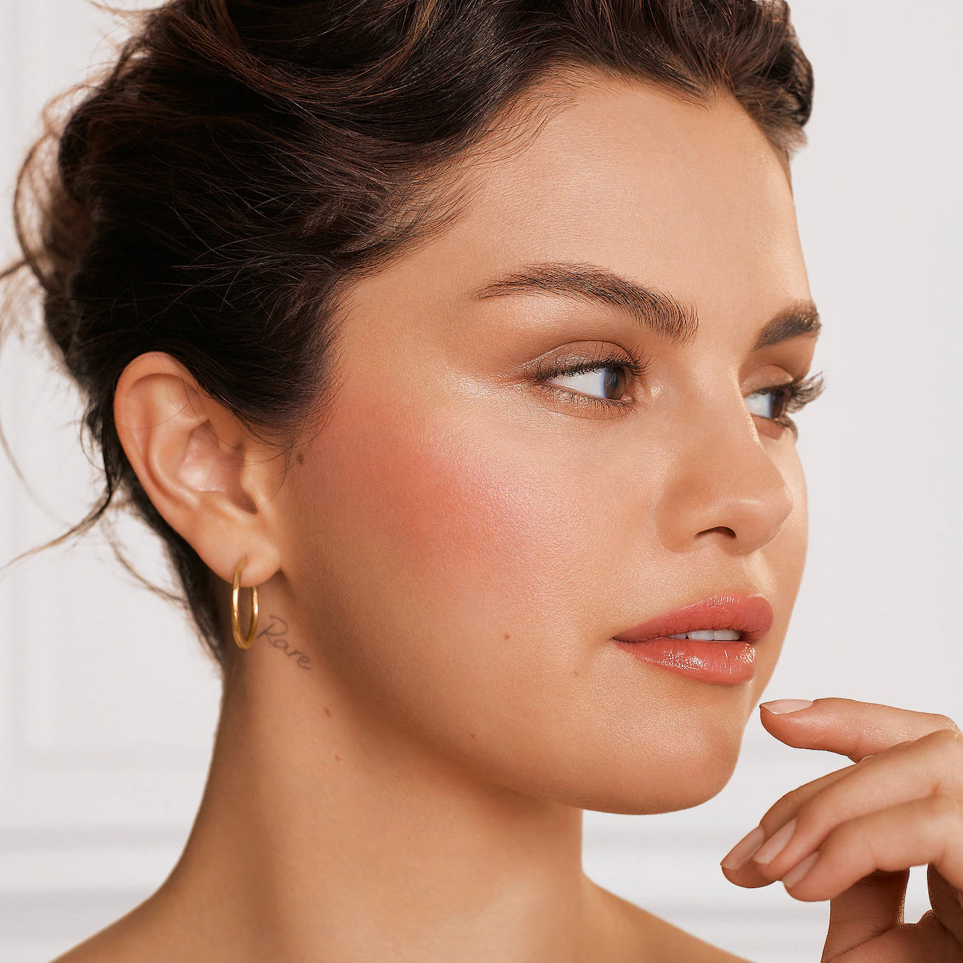 Positive Light Liquid Luminizer Highlight -Rare Beauty
