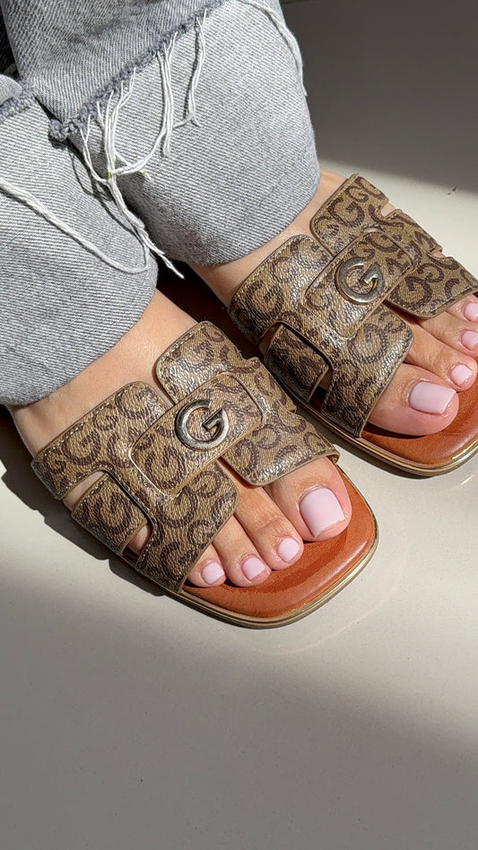 Sandalias Guess